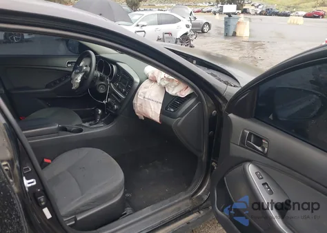 2015 Kia Optima Lx z USA, uszkodzony, nr VIN KNAGM4A75F5664941